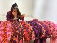 Instalación textil Angelito Peñaranda y Mana Castillo (21)